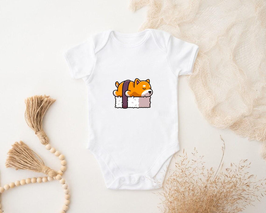 a baby bodysuit with a picture of a bear on it